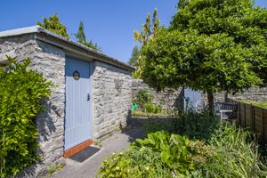 Photo 5- click for photo gallery